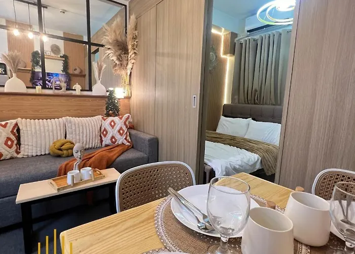 Aesthetic Walking Distance To Moa,near Naia Airport With Netflix,minivideoke,boardgames-duxe9 Manila
