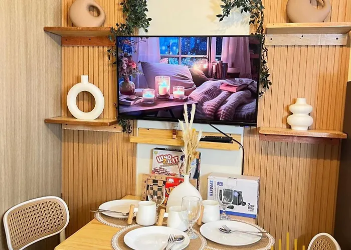Apartamento Aesthetic Walking Distance To Moa,near Naia Airport With Netflix,minivideoke,boardgames-duxe9